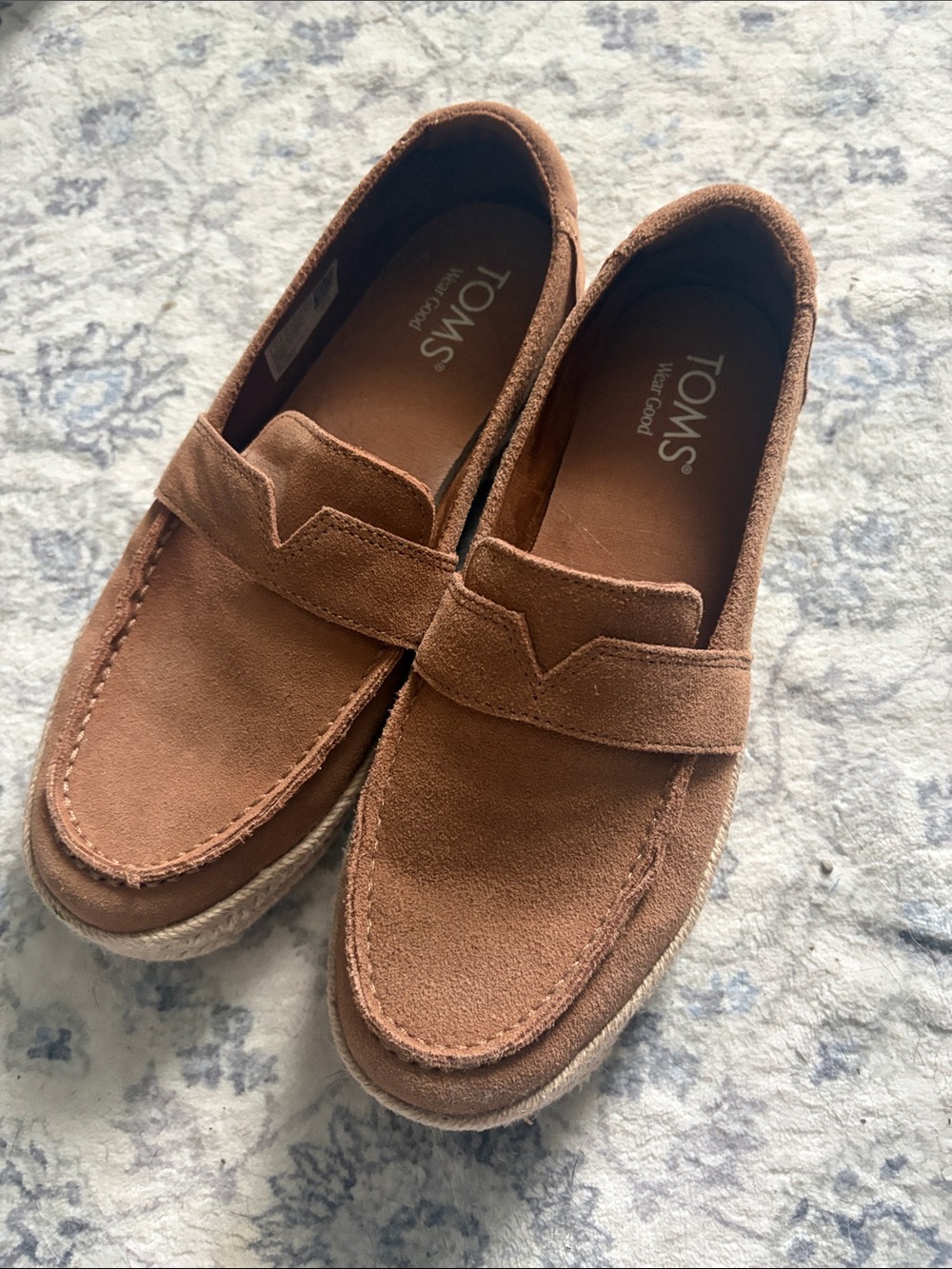 Toms Women's Suede Loafers in Chestnut